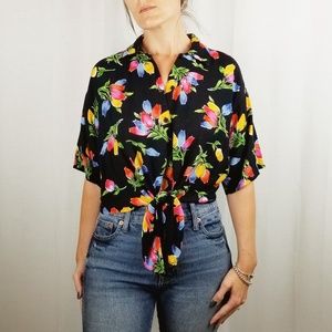 Vintage cropped button up tie front blouse size S